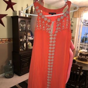 Signature Studio Casual Orange midi dress